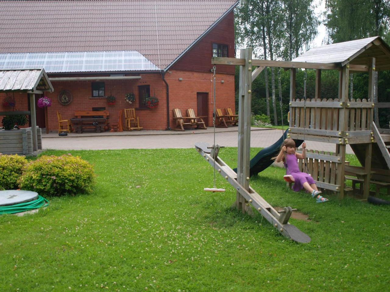 Brīvdienu mājas Pilskalni Rubene